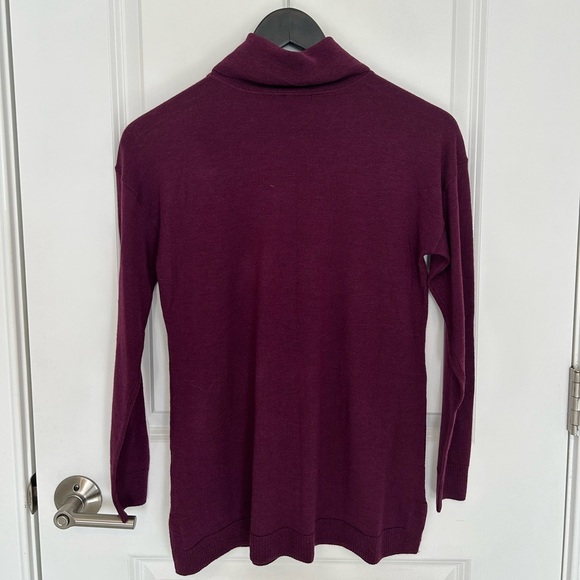 Talbots 100% Merino Wool Purple Turtleneck Sweater - Picture 4 of 4